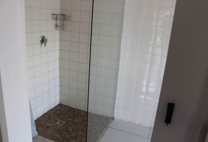 בית מלון כפרי Purple Olive Guest House