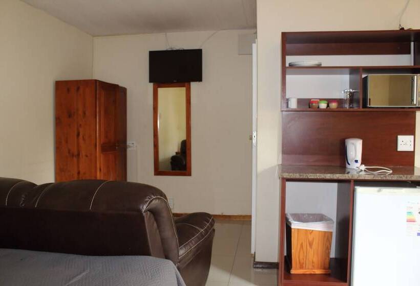 בית מלון כפרי Purple Olive Guest House