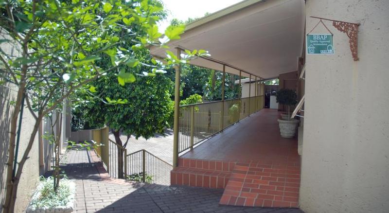 בית מלון כפרי Purple Olive Guest House