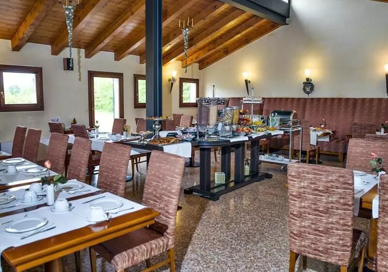 酒店 Venice Resort Airport