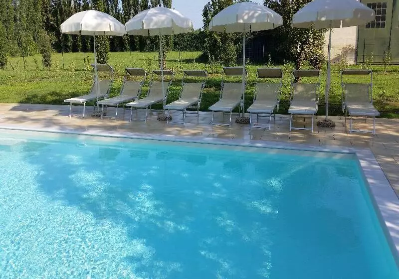 酒店 Venice Resort Airport