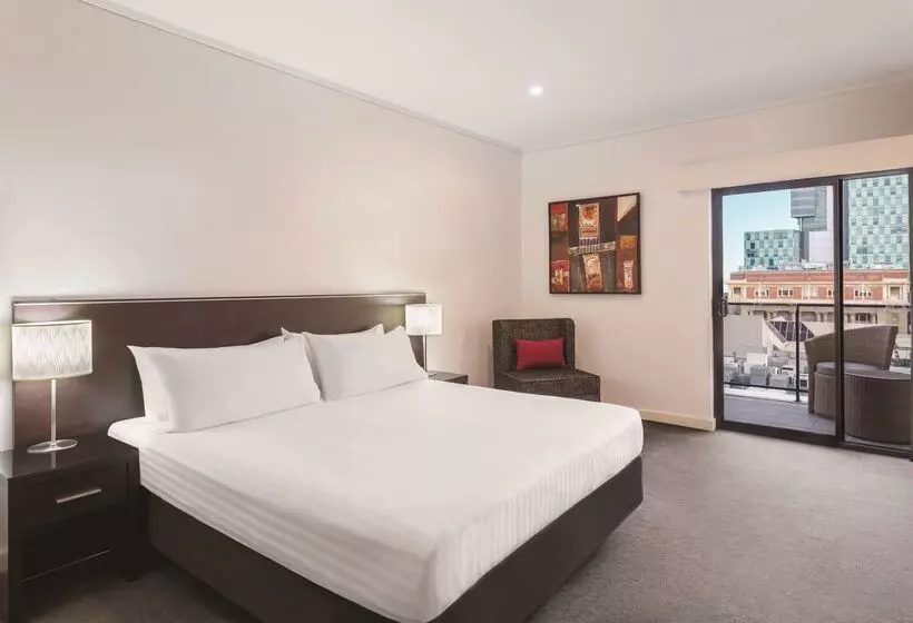 Adina Apartment Hotel Perth Barrack Plaza