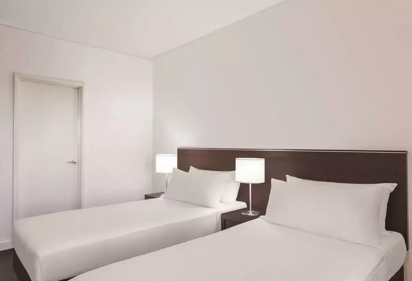 Adina Apartment Hotel Perth Barrack Plaza
