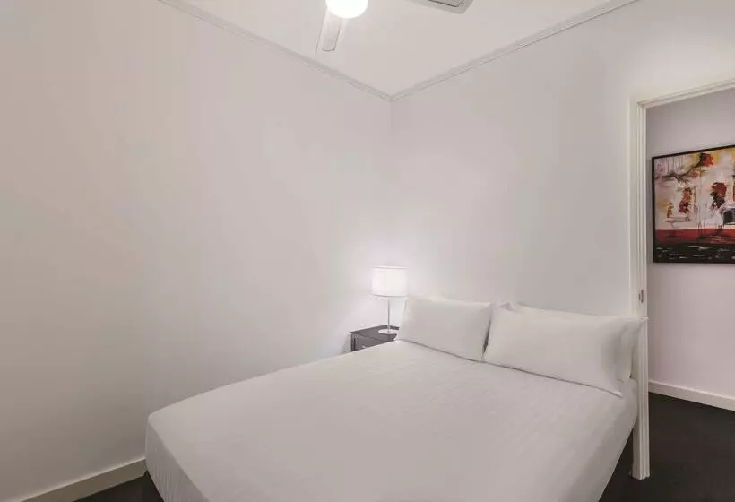 Adina Apartment Hotel Perth Barrack Plaza