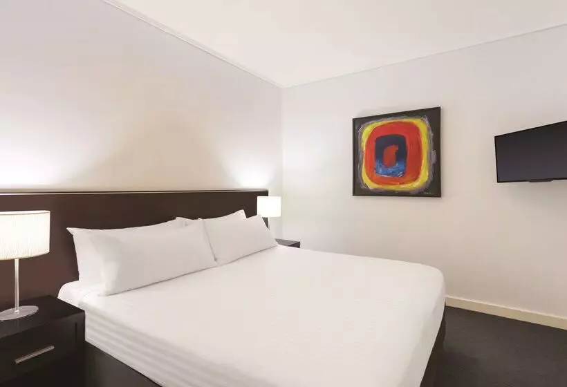 Adina Apartment Hotel Perth Barrack Plaza