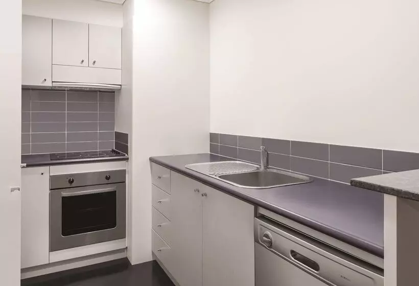 Adina Apartment Hotel Perth Barrack Plaza