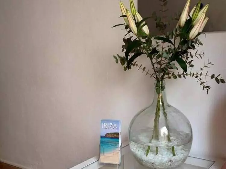 Apartamentos Llevant