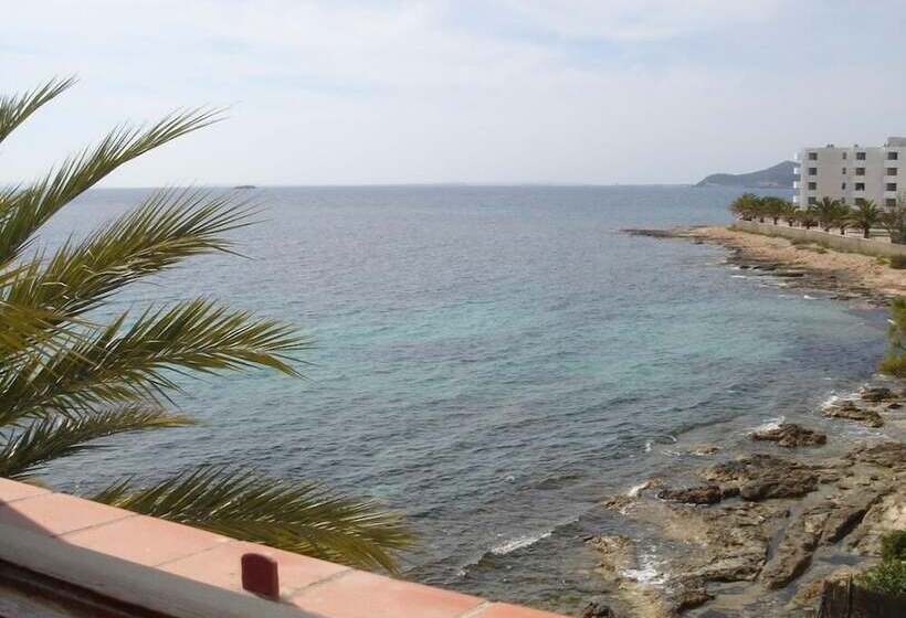 Apartamentos Llevant