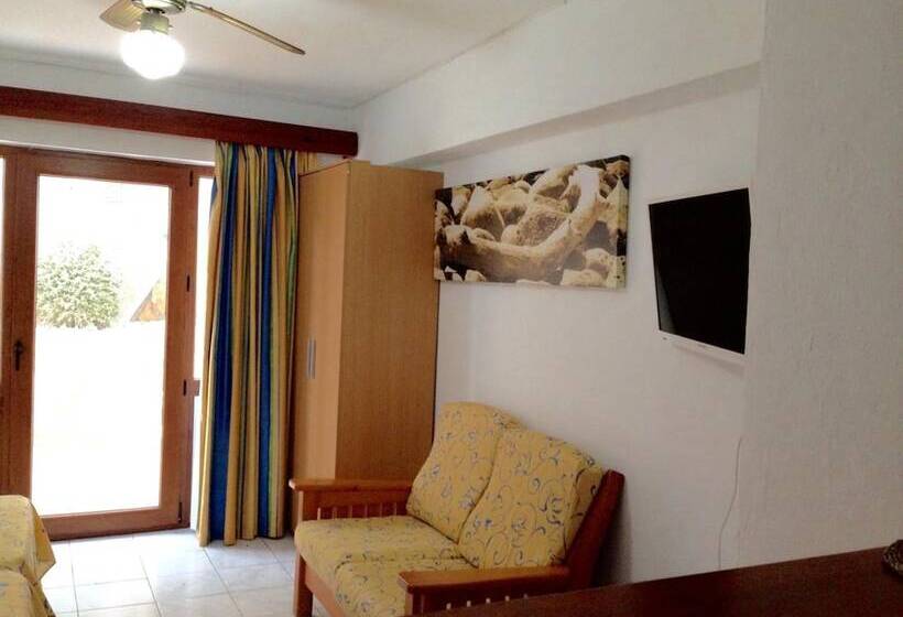 Apartamentos Llevant