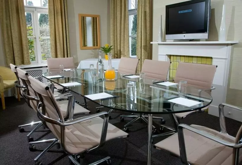 Chancellors Hotel & Conference Centre