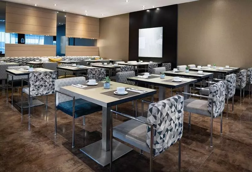 Ac Hotel Madrid Feria By Marriott