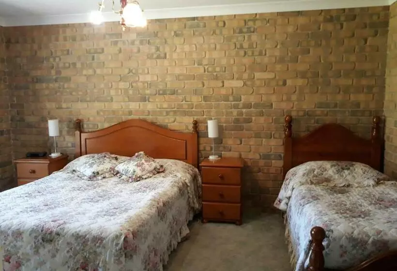 בית מלון כפרי Acacia Apartments