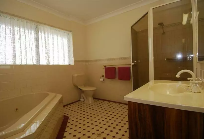 בית מלון כפרי Acacia Apartments