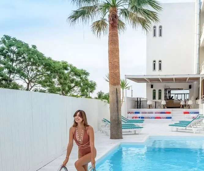 ホテル Azure Mare