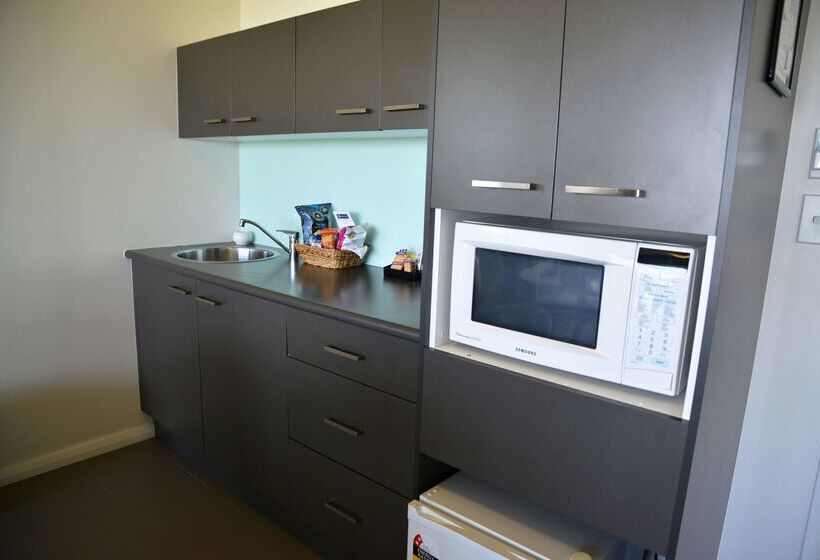 בית מלון כפרי Best Western City Sands