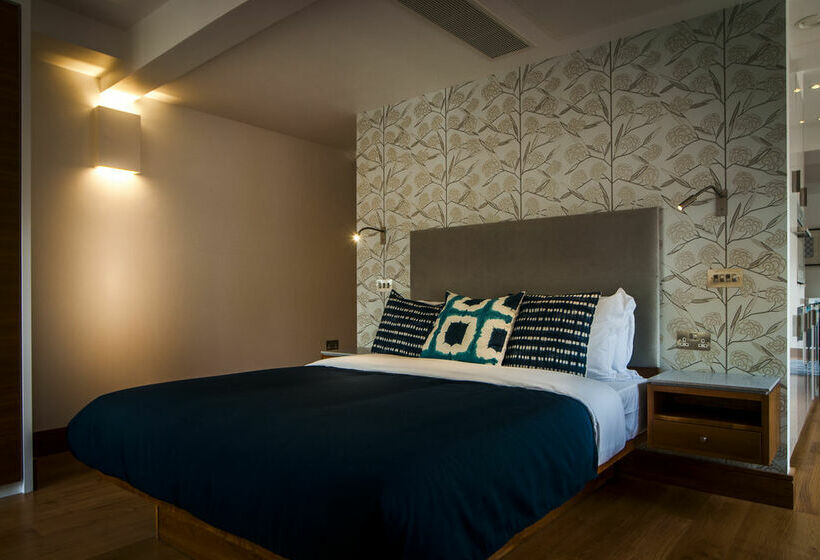 Hotelli Native Tower Hill