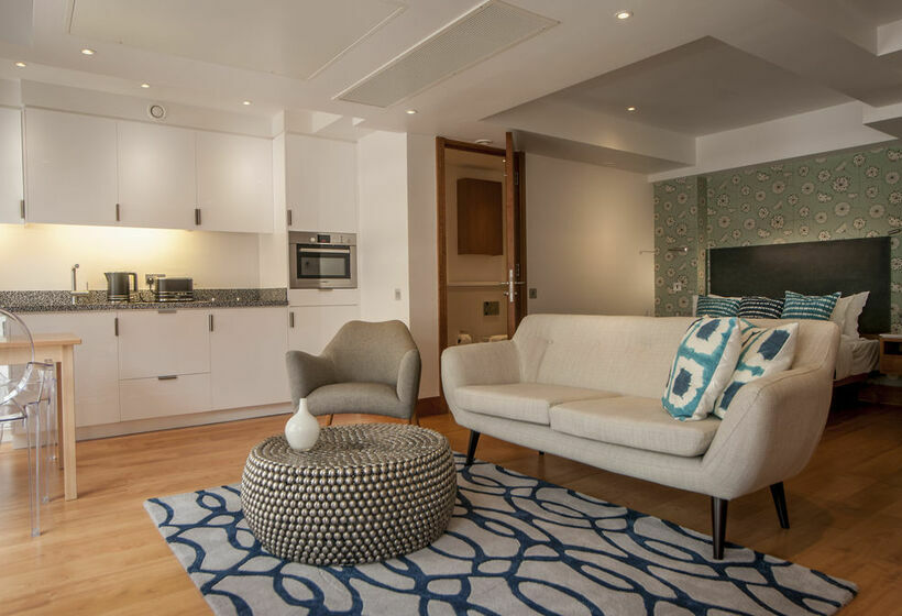 Hotelli Native Tower Hill