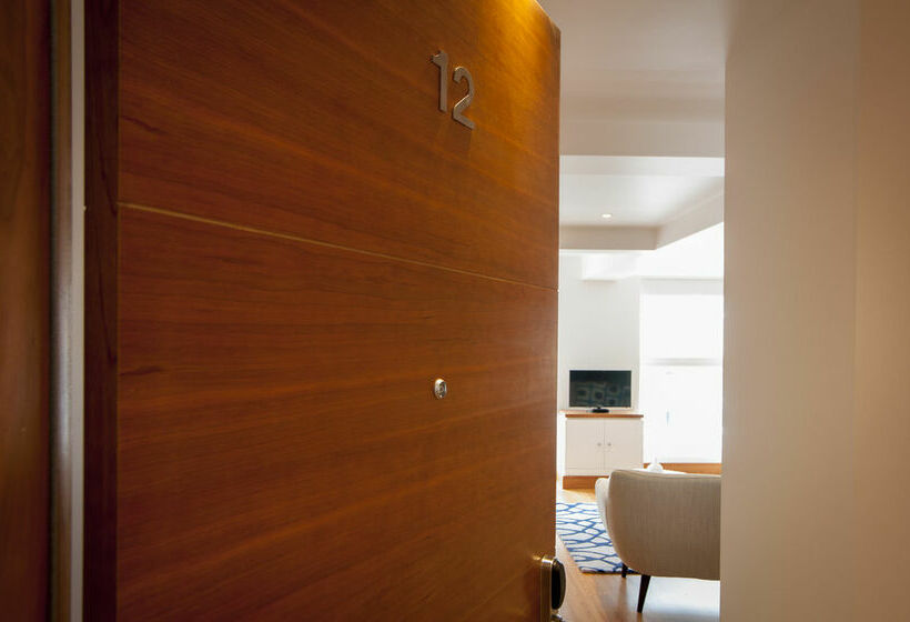 Hotelli Native Tower Hill