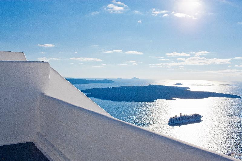 Hotel Cliff Side Suites