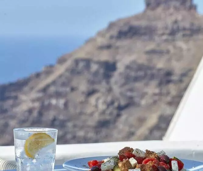 Отель Cliff Side Suites