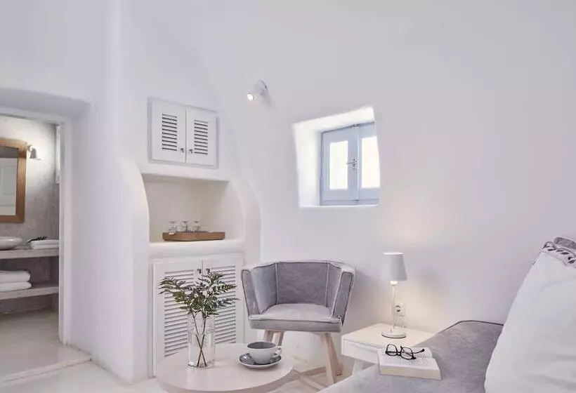 Отель Cliff Side Suites