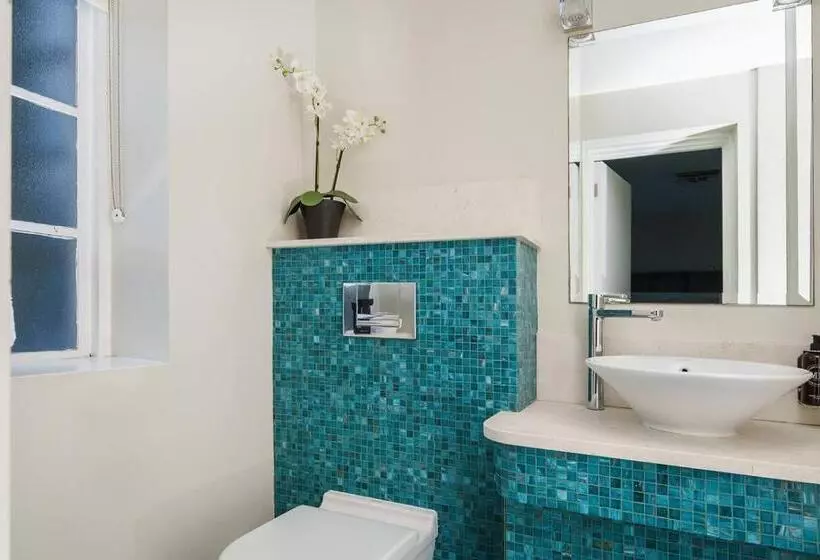 Отель Fanhams Hall, Exclusive Collection