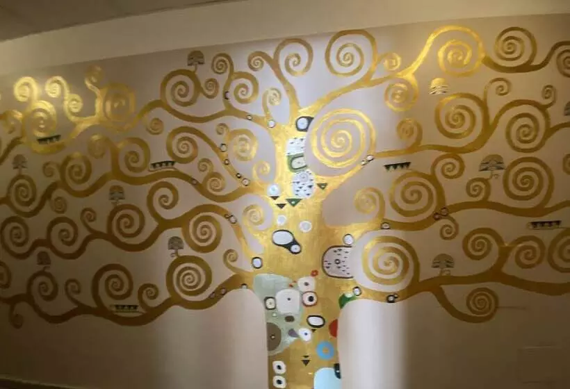 Garten  Und Kunsthotel Gabriel City