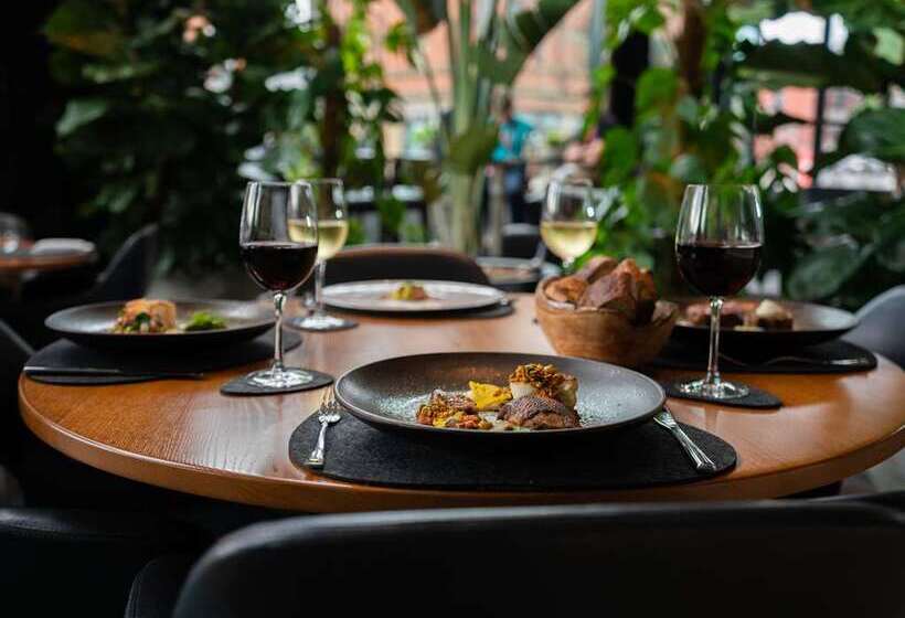 فندق Hilton Manchester Deansgate