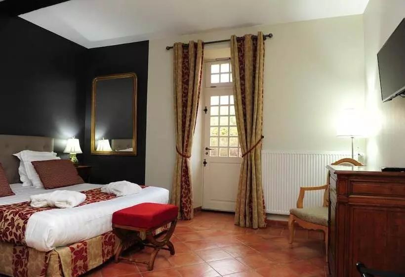 בית מלון כפרי Hôtel Le Château Fort De Sedan