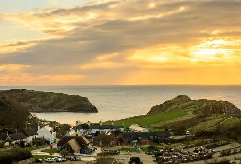 Отель Lulworth Cove Inn