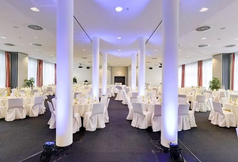 Novina Hotel Herzogenaurach Herzo Base