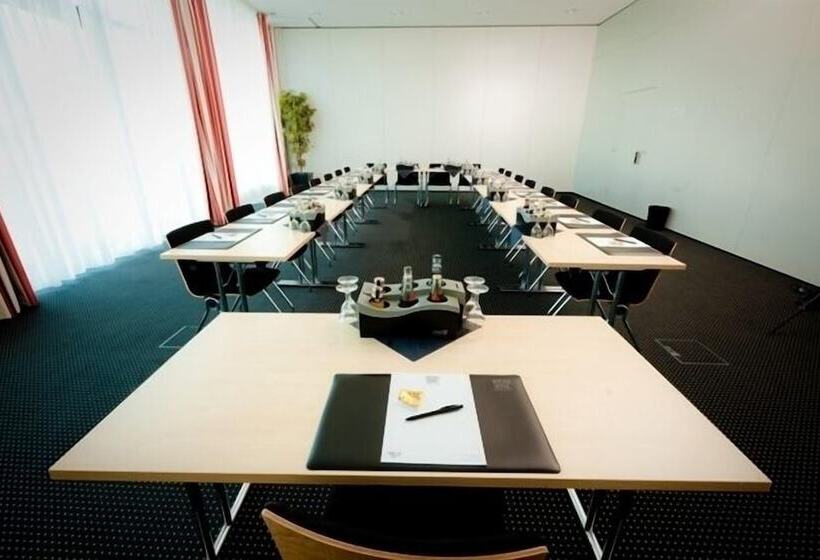 Novina Hotel Herzogenaurach Herzo Base