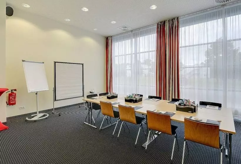 Novina Hotel Herzogenaurach Herzo Base