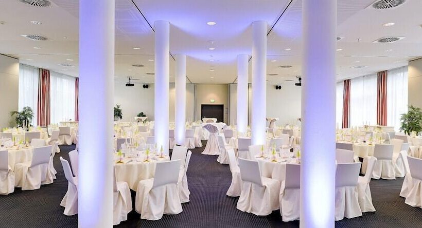 Novina Hotel Herzogenaurach Herzo Base