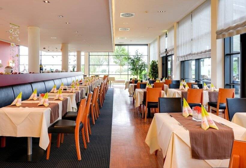 Novina Hotel Herzogenaurach Herzo Base