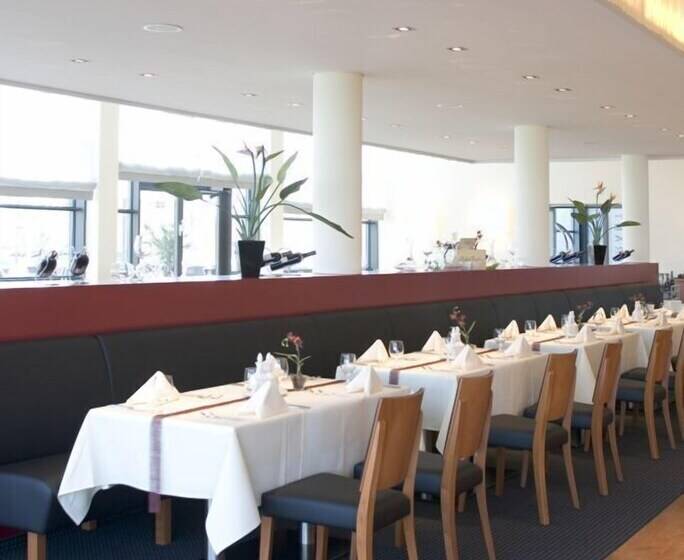 Novina Hotel Herzogenaurach Herzo Base