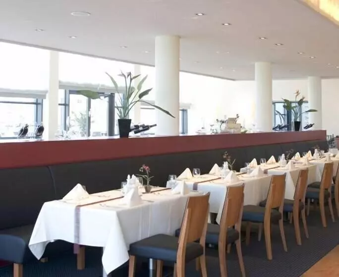 Novina Hotel Herzogenaurach Herzo Base