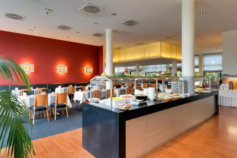 Novina Hotel Herzogenaurach Herzo Base