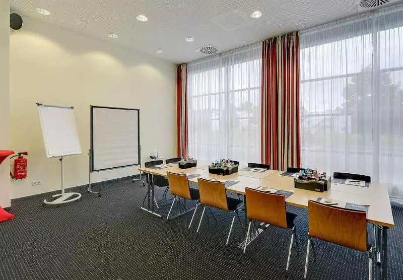 Novina Hotel Herzogenaurach Herzo Base