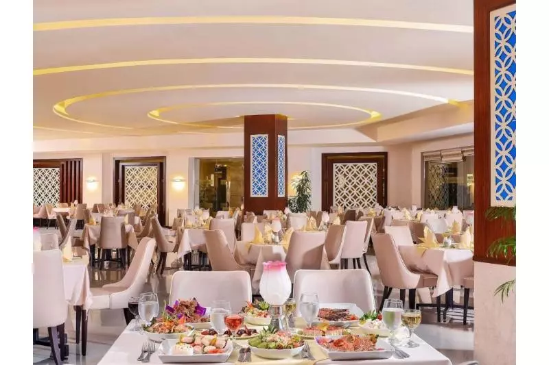 هتل Pickalbatros Royal Moderna Sharm Aqua Park