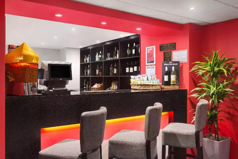 Отель Ramada London South Mimms