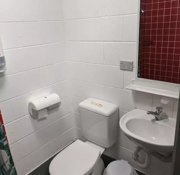 בית מלון כפרי Summer House Cairns