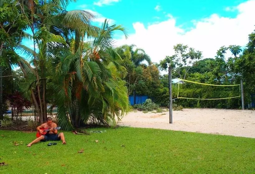 בית מלון כפרי Summer House Cairns