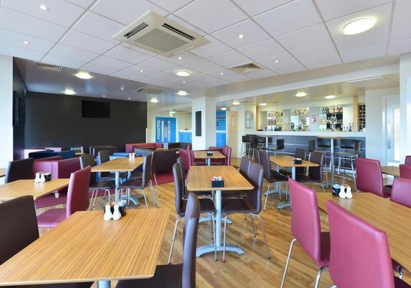 ホテル Travelodge Haverhill