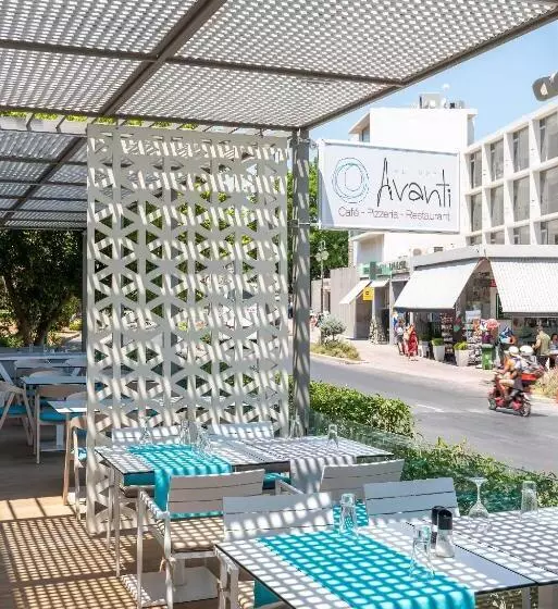 ホテル Triton Boutique