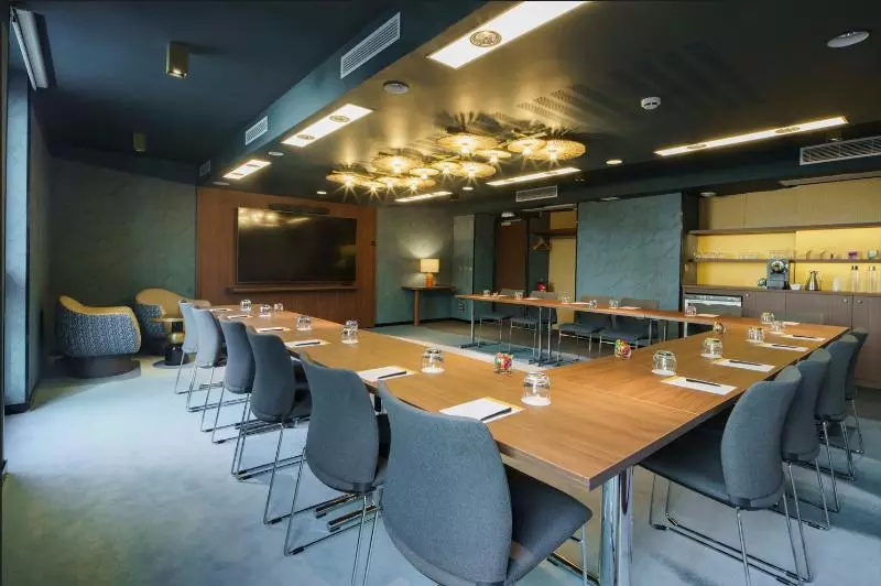 בית מלון כפרי Voco Paris Porte De Clichy, An Ihg