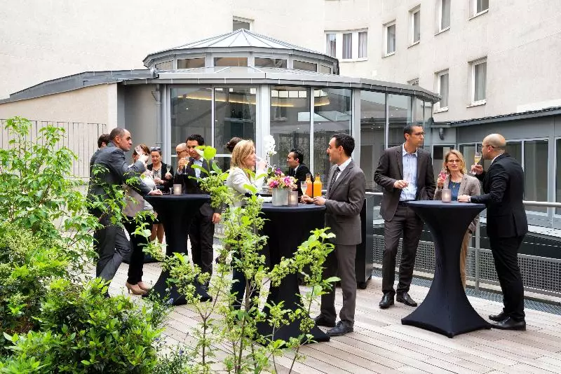 בית מלון כפרי Voco Paris Porte De Clichy, An Ihg