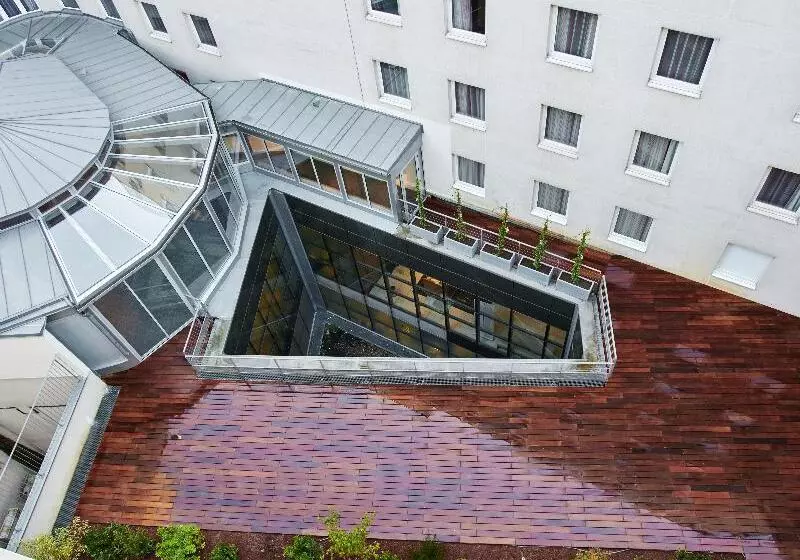 בית מלון כפרי Voco Paris Porte De Clichy, An Ihg