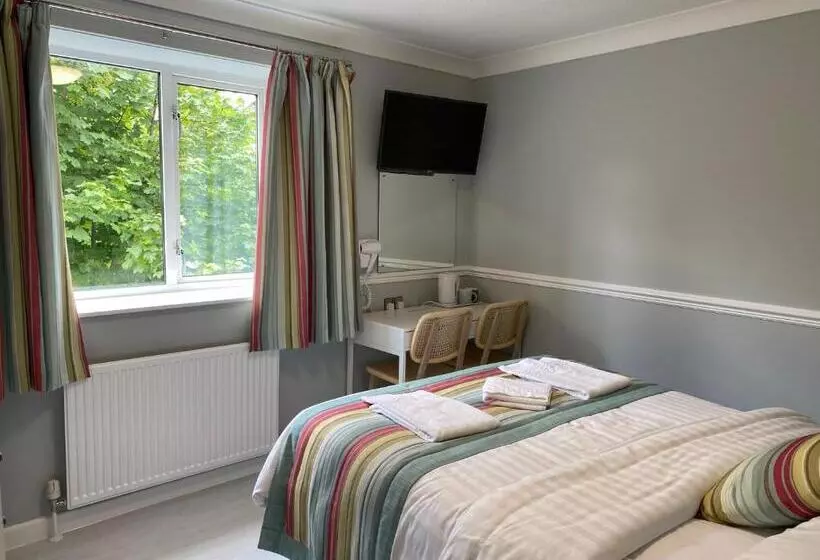 Waters Edge Hotel Torquay