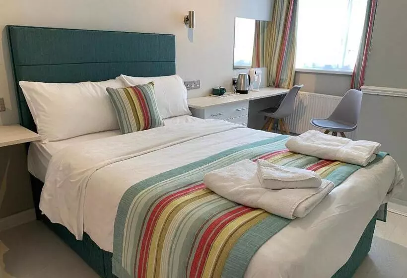 Waters Edge Hotel Torquay